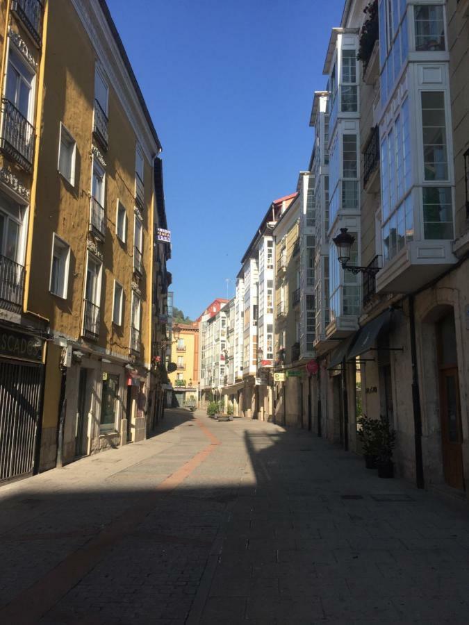 Camino De Santiago En Casco Historico Burgos Exterior foto